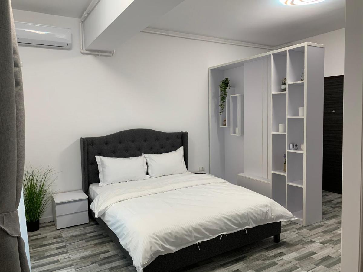 Aparthotel Apartament Alexandra Mamaja Zewnętrze zdjęcie